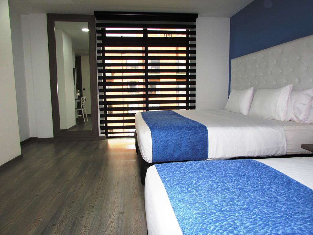 Aw Hotel Plaza Miranda Bogotá Pokoj fotografie
